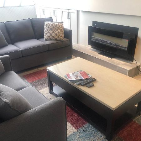 Hearthstone Lodge Loft, Village Centre, Private Hot Tub, Sleeps 6 Γουίστλερ Εξωτερικό φωτογραφία